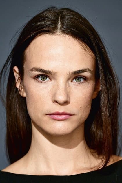 Tina Vrbnjak
