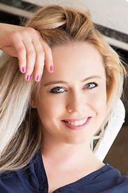 Eva Ujfaluši