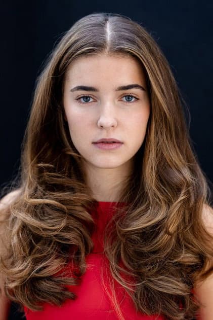 Lola Höller