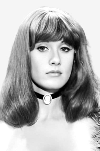 Robyn Hilton