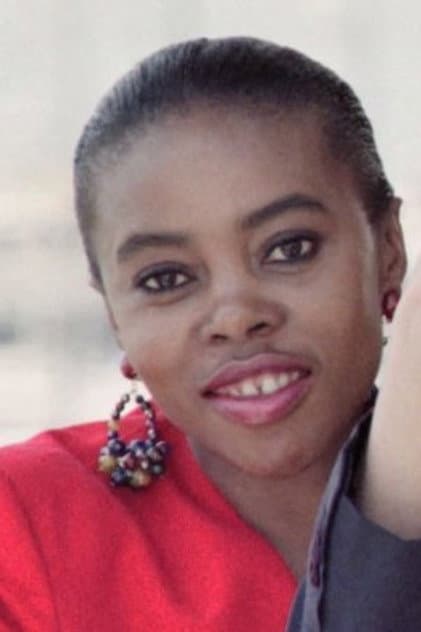 Dambisa Kente