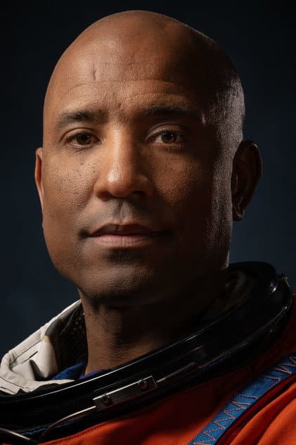Victor Glover