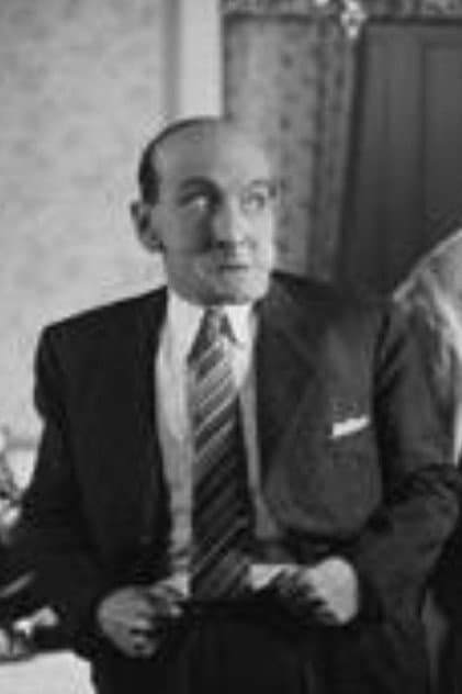 Manuel Alcón