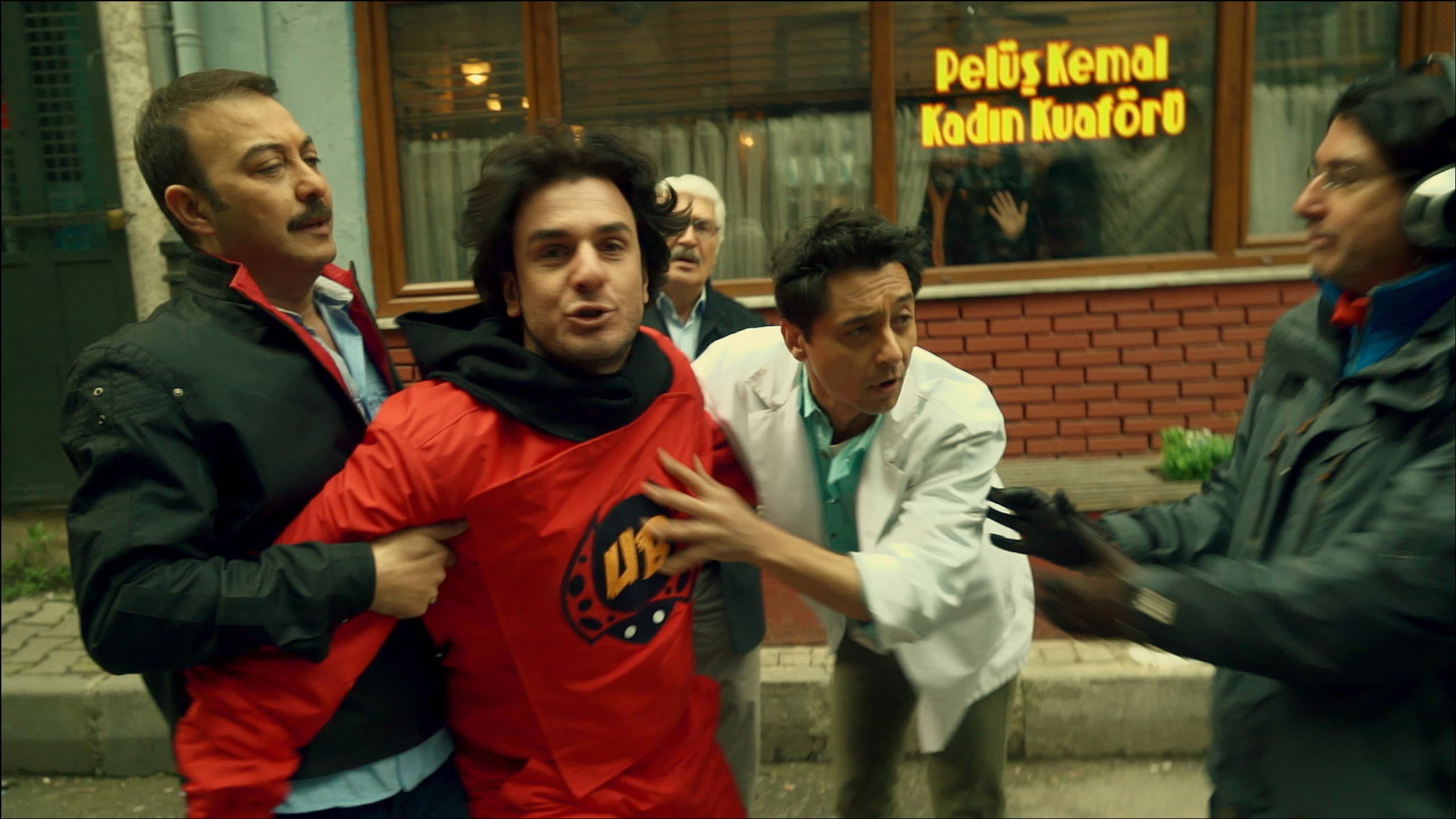 Buğra Özenç