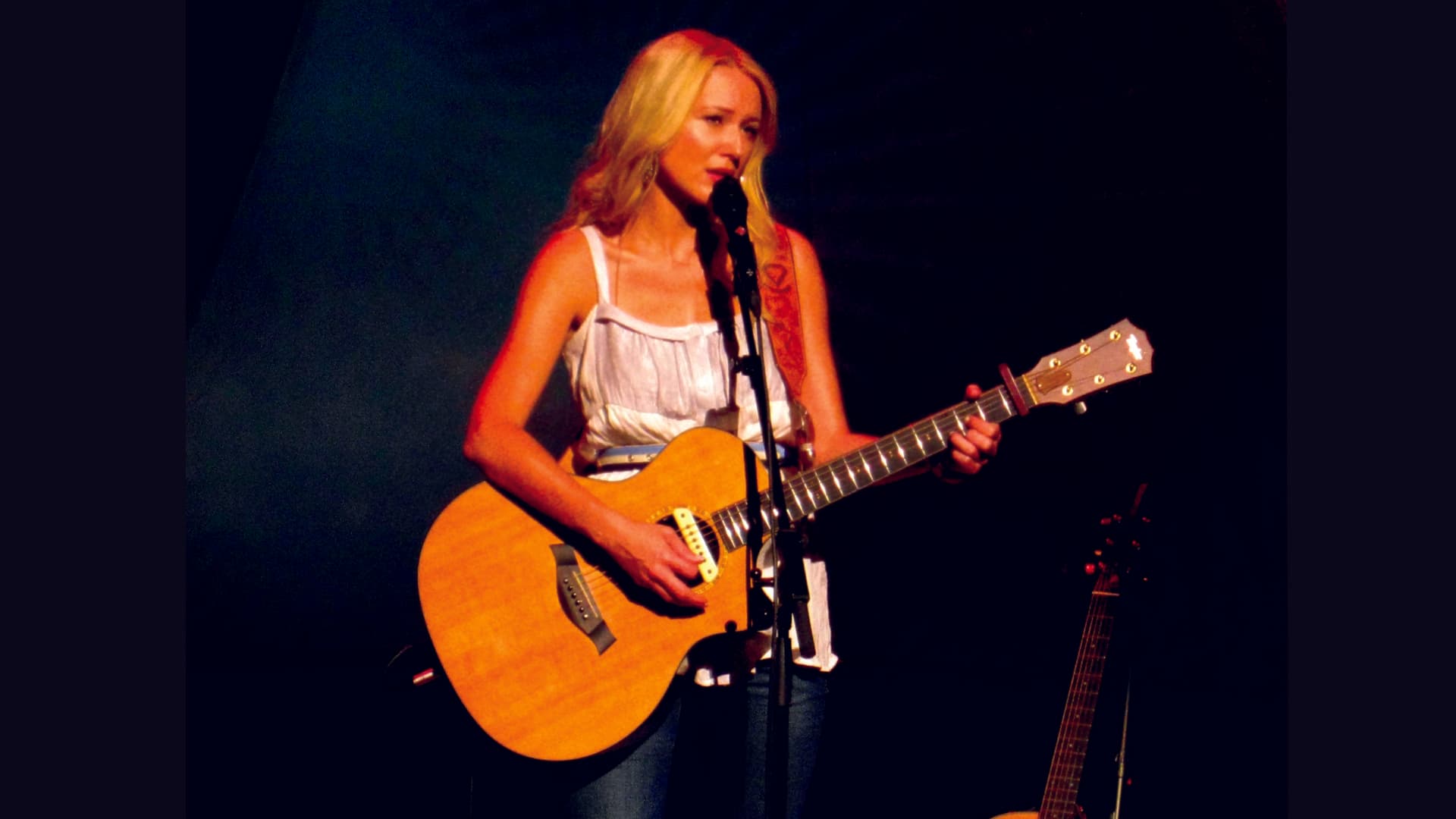 Jewel - Live At Humphrey's By The Bay