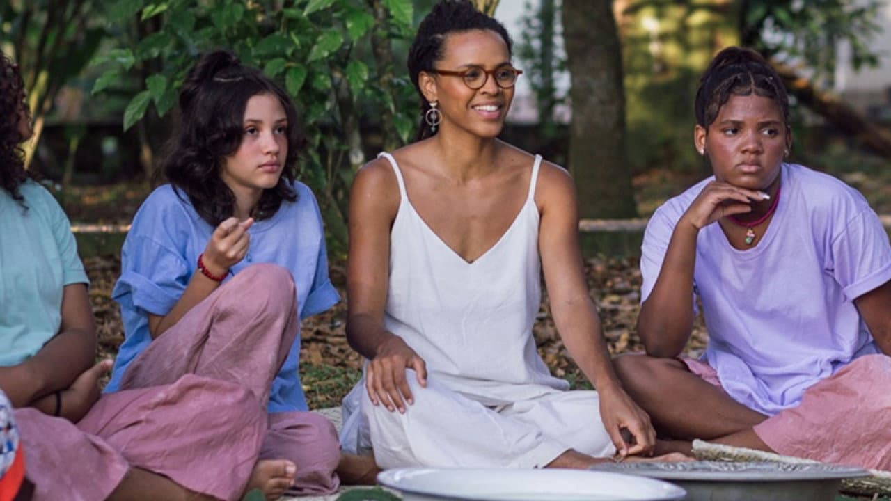 Lara Simões