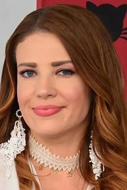 Esra Sönmezer